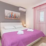 Stunning Apartment In Sveti Filip I Jakov 公寓 圣菲利普雅科夫